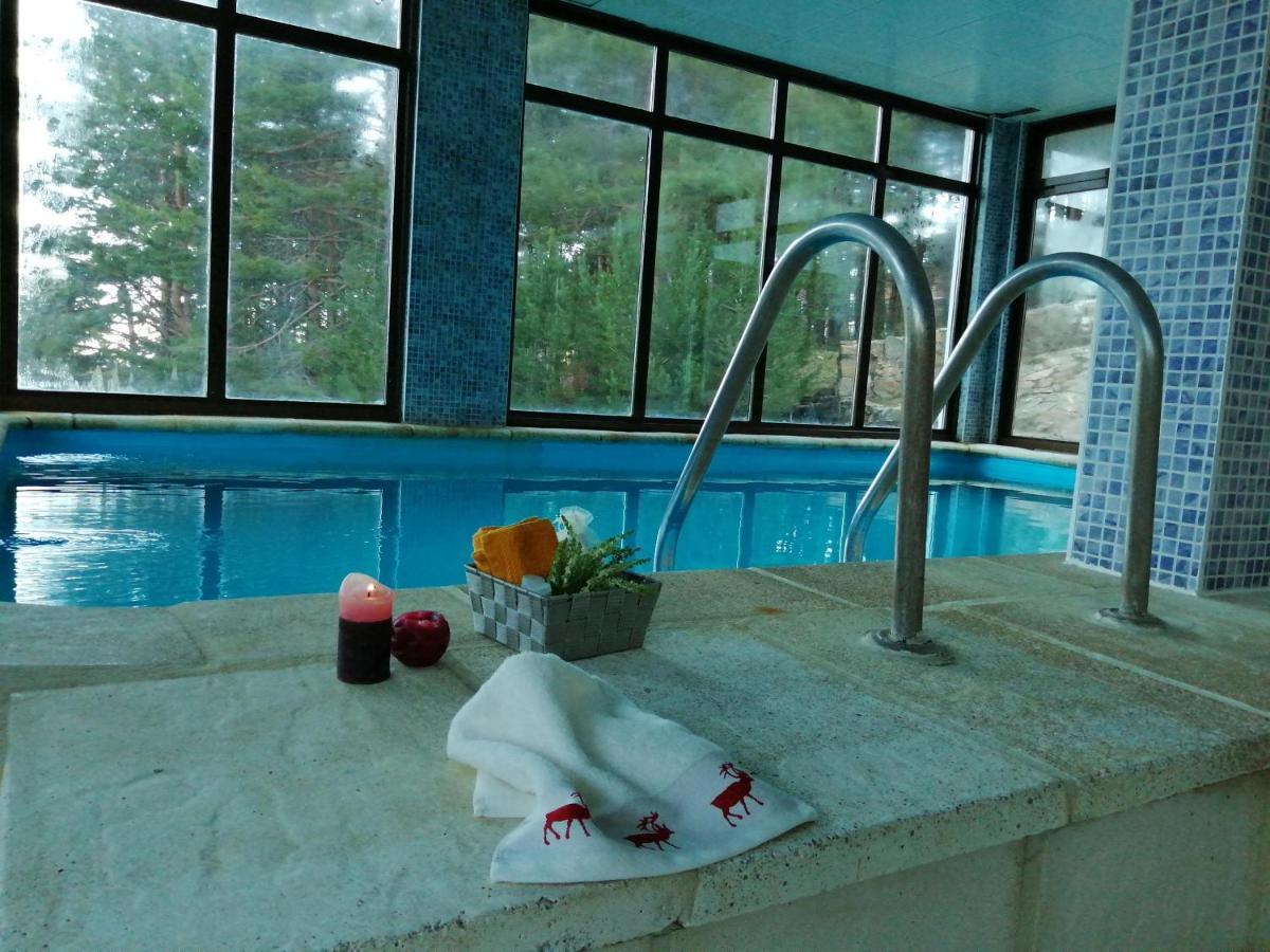 リアサ"Ecologico Con Piscina Climatizada" En La Pinillaアパートメント エクステリア 写真