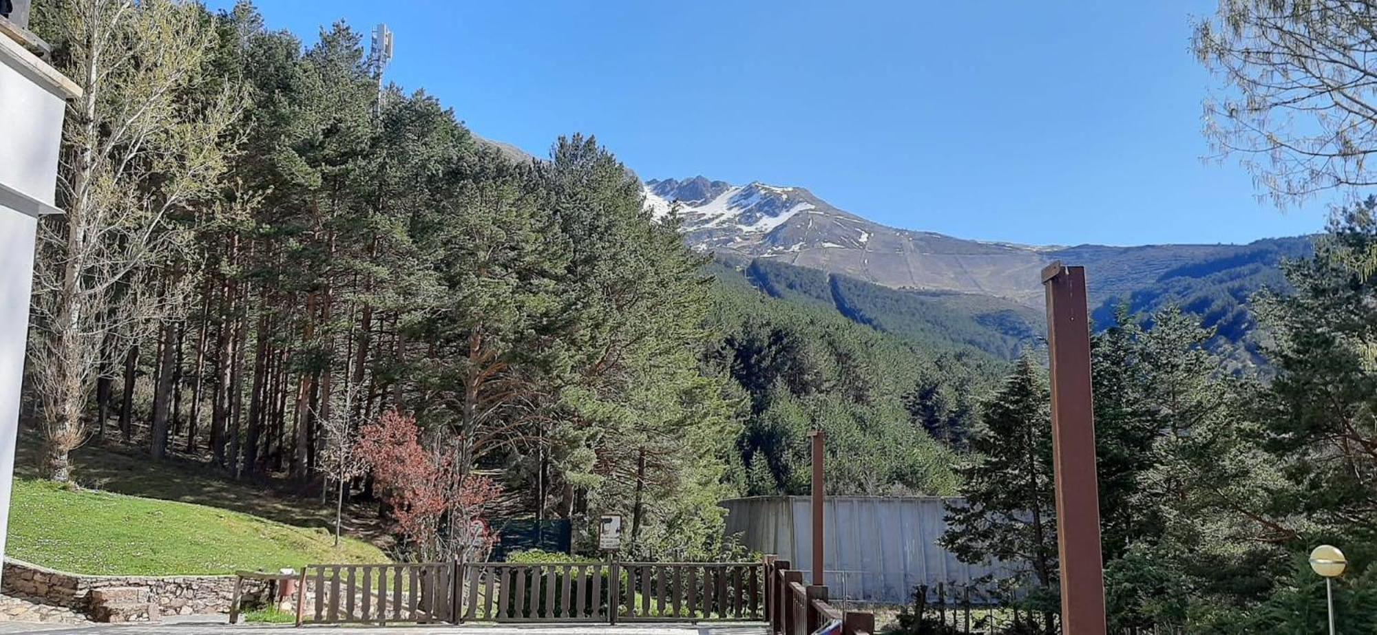 リアサ"Ecologico Con Piscina Climatizada" En La Pinillaアパートメント エクステリア 写真